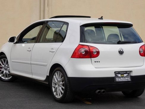 Used 2007 Volkswagen GTI 4-Door FWD image 15