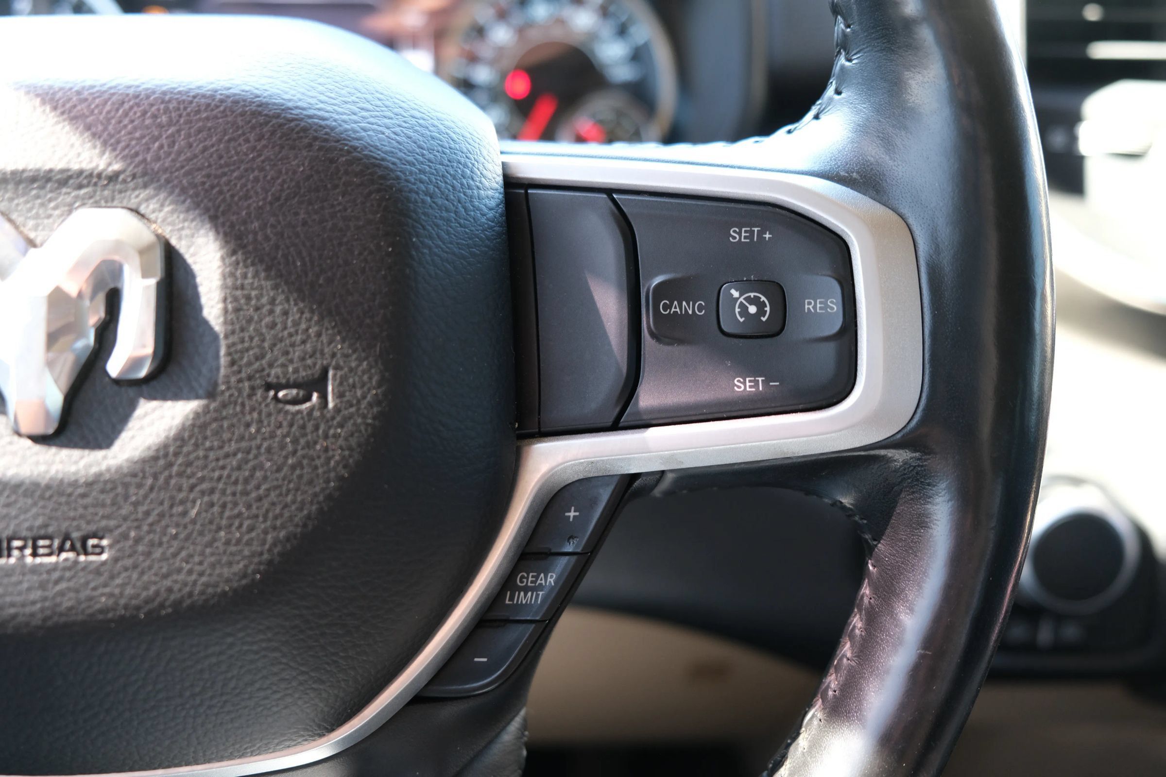 Used 2020 RAM 1500 Big Horn AWD/4WD image 47