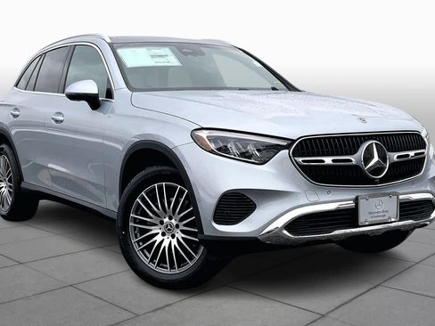 Certified 2026 Mercedes-Benz GLC 300 4MATIC image 2