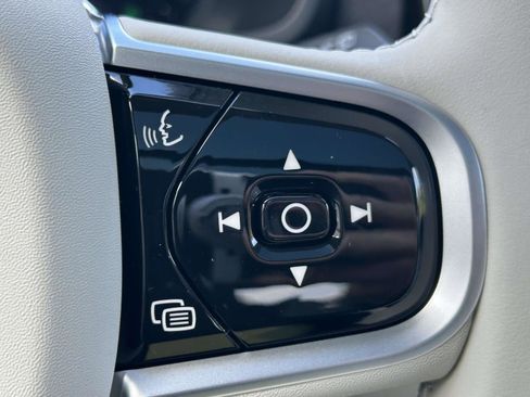 New 2026 Volvo XC90 B6 Ultra w/ Protection Package AWD/4WD image 23