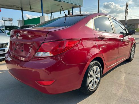 Used 2017 Hyundai Accent SE FWD image 5