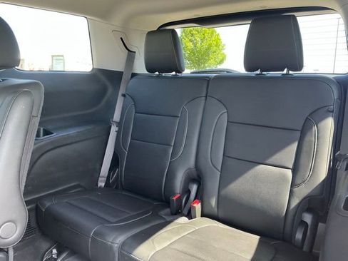 Used 2023 GMC Acadia SLT w/ Preferred Package AWD/4WD image 36