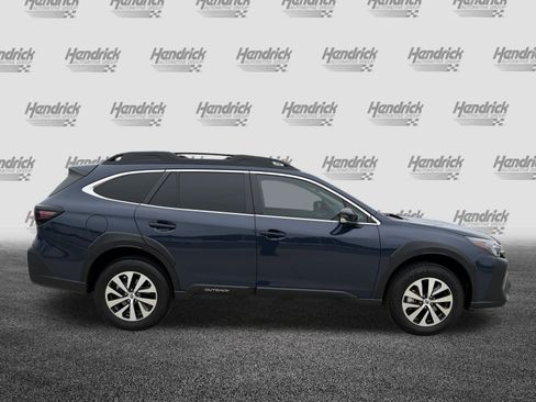 Used 2025 Subaru Outback Premium w/ Popular Package #1A image 11