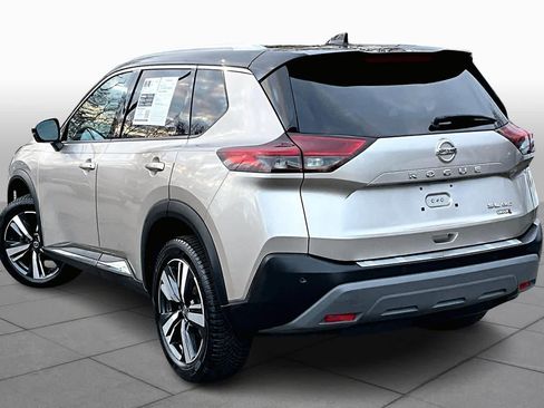 Used 2021 Nissan Rogue SL image 11