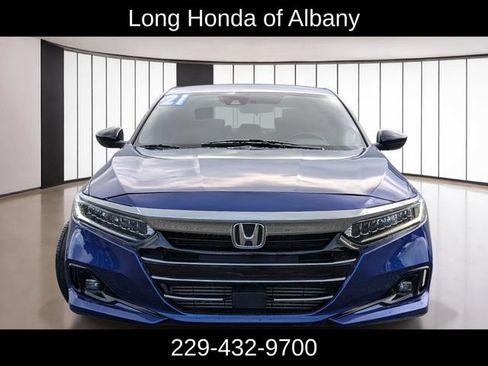 Used 2021 Honda Accord Sport image 2
