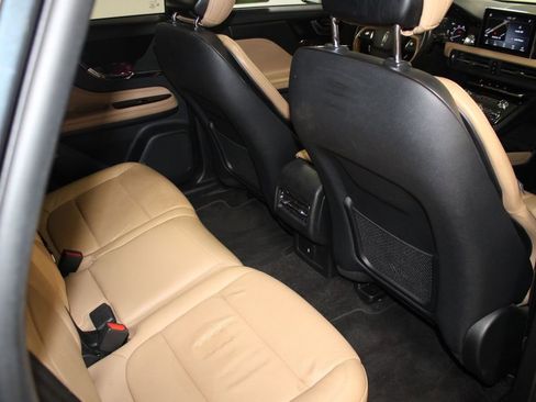 Used 2020 Lincoln Corsair Reserve image 33