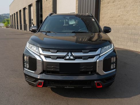Used 2022 Mitsubishi Outlander Sport GT AWD/4WD image 2