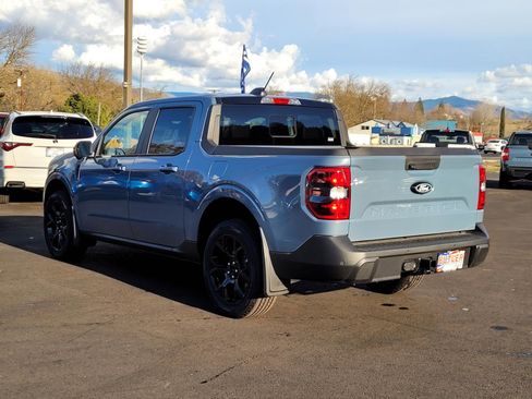New 2025 Ford Maverick Lariat w/ Black Appearance Package image 7