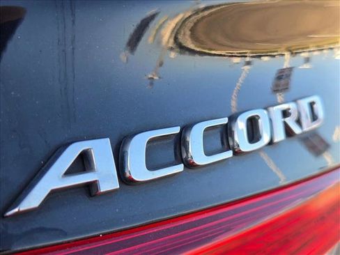 Used 2019 Honda Accord Sport image 15