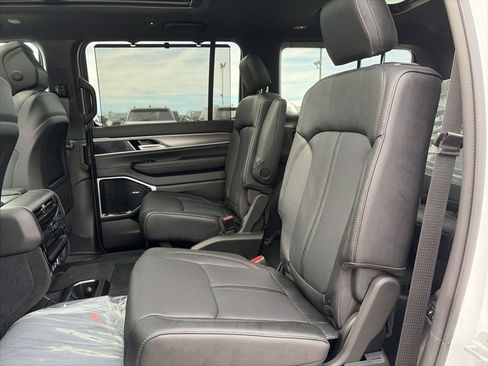 New 2026 Jeep Grand Wagoneer Limited image 13