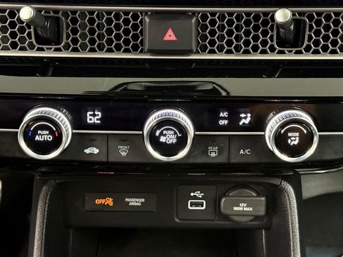 Used 2024 Honda Civic Sport image 28