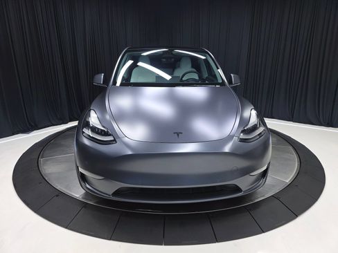 Used 2022 Tesla Model Y Performance AWD/4WD image 7