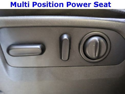 Used 2020 Chevrolet Silverado 1500 LT w/ Texas Edition image 22