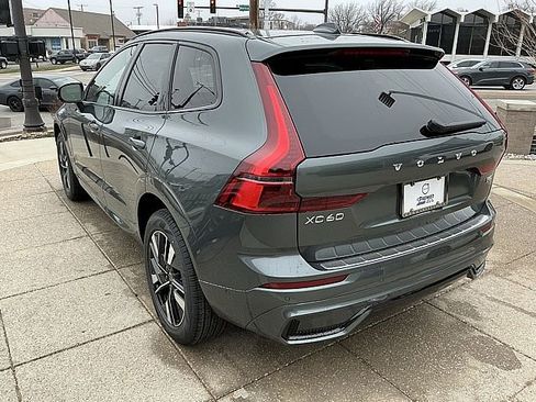 New 2026 Volvo XC60 B5 Plus w/ Climate Package image 10