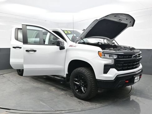Used 2023 Chevrolet Silverado 1500 LT Trail Boss w/ Protection Package AWD/4WD image 32