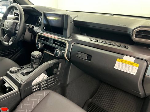 New 2026 Toyota Tacoma SR5 AWD/4WD image 23