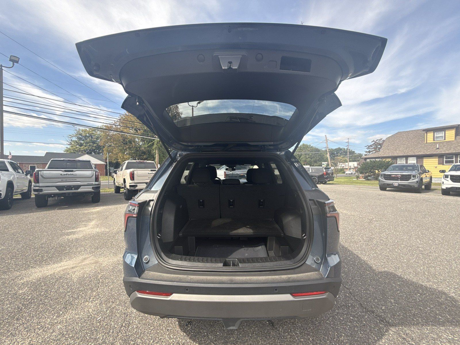 Used 2026 Chevrolet Equinox LT AWD/4WD image 30