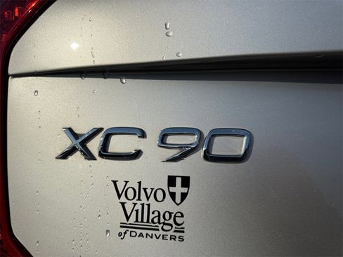 Certified 2022 Volvo XC90 T6 Momentum w/ Advanced Package image 8