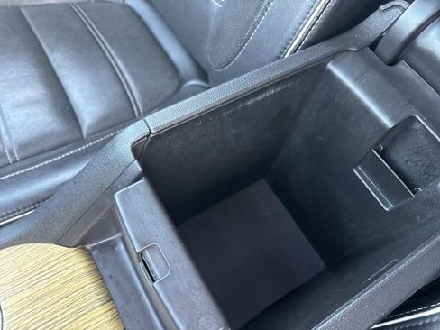 Used 2018 GMC Acadia Denali image 29