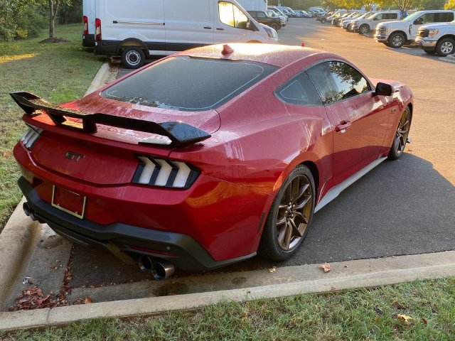 Used 2024 Ford Mustang GT RWD image 32
