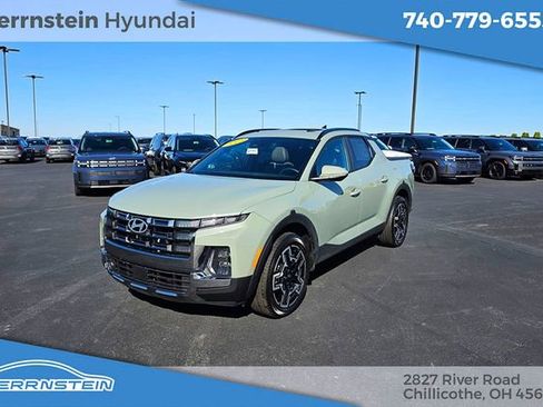 Used 2025 Hyundai Santa Cruz Limited image 3