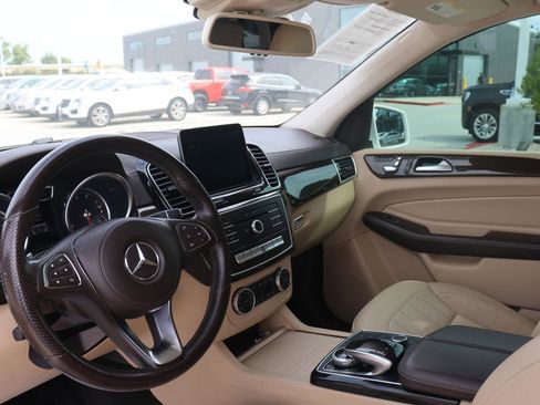 Used 2017 Mercedes-Benz GLS 450 450 4MATIC w/ Premium Package image 13