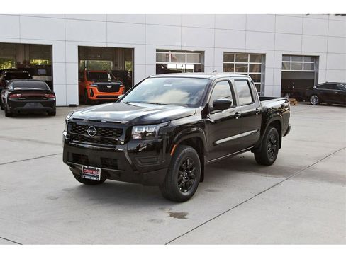 New 2026 Nissan Frontier SV w/ SV Convenience Package image 2