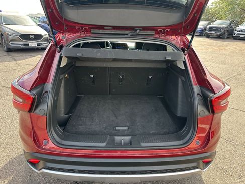 Used 2025 Chevrolet Trax LT image 29