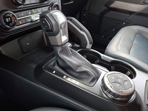 Used 2023 Ford Bronco Outer Banks w/ Sasquatch Package image 14