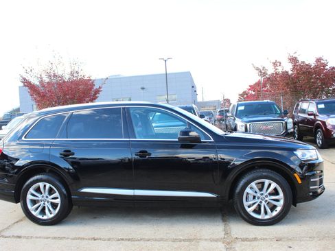 Used 2017 Audi Q7 3.0T Premium Plus image 7