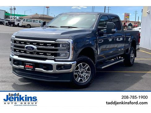 Used 2024 Ford F250 Lariat w/ FX4 Off-Road Package AWD/4WD image 1