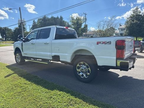 New 2026 Ford F350 Lariat w/ Chrome Package image 10
