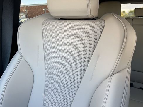 Used 2025 BMW X2 xDrive28i w/ Technology Package image 21