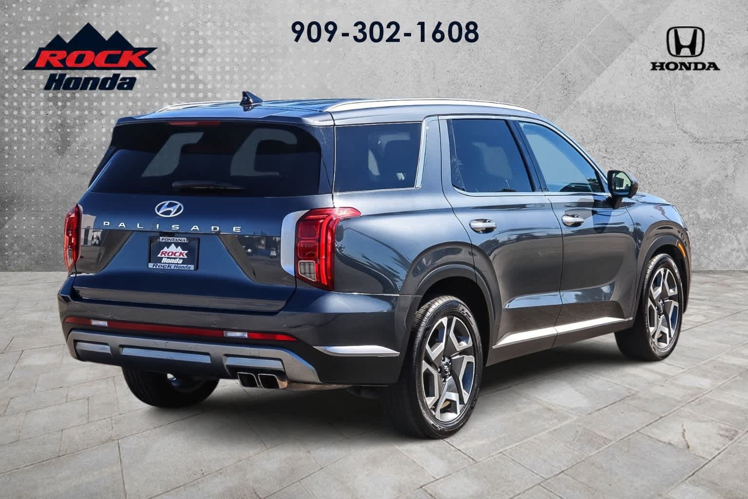Used 2024 Hyundai Palisade SEL FWD image 4