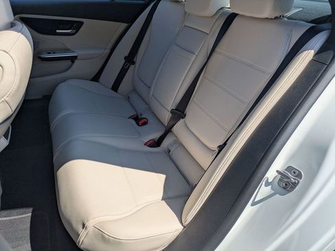 Used 2025 Mercedes-Benz C 300 Sedan image 26