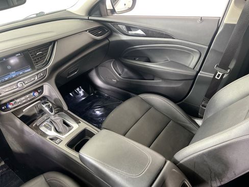 Used 2018 Buick Regal Essence w/ Driver Confidence Package #1 image 25