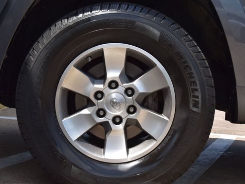Used 2010 Toyota 4Runner SR5 AWD/4WD image 11