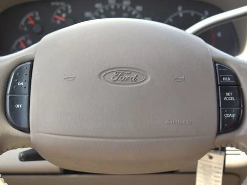 Used 2001 Ford F250 Lariat AWD/4WD image 15