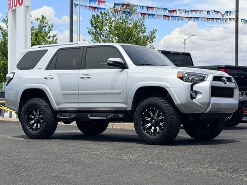 Used 2018 Toyota 4Runner SR5 Premium AWD/4WD image 44