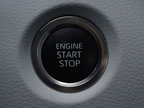 Certified 2025 Toyota Corolla SE image 7