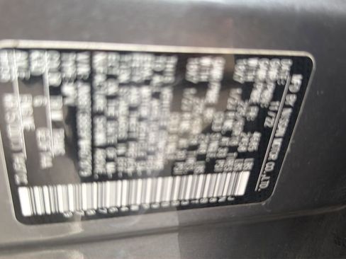 Used 2023 Nissan Rogue SV image 16