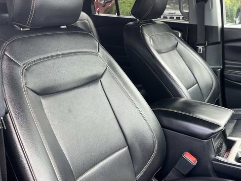 Used 2021 Ford Explorer Limited RWD image 31