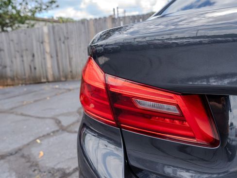 Used 2018 BMW 540i image 10