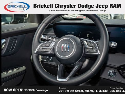 Used 2025 Buick Enclave Preferred FWD image 23