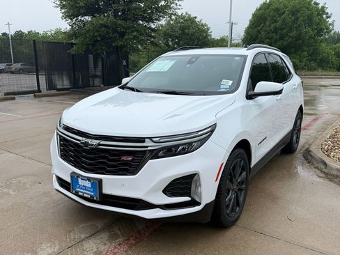 Used 2022 Chevrolet Equinox RS w/ RS Leather Package image 1