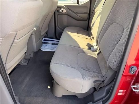 Used 2019 Nissan Frontier SV RWD image 9