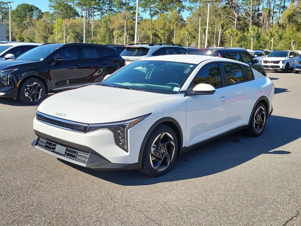 New 2026 Kia K4 EX FWD image 3