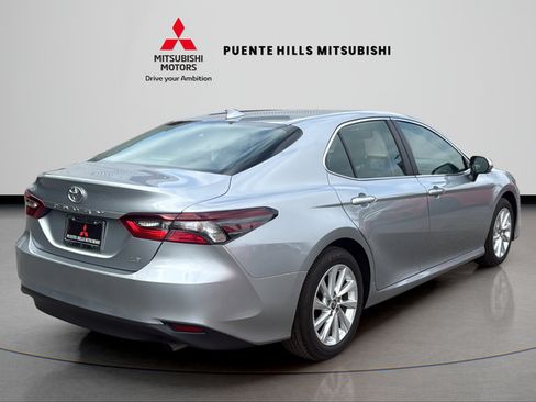 Used 2023 Toyota Camry LE w/ Convenience Package FWD image 5