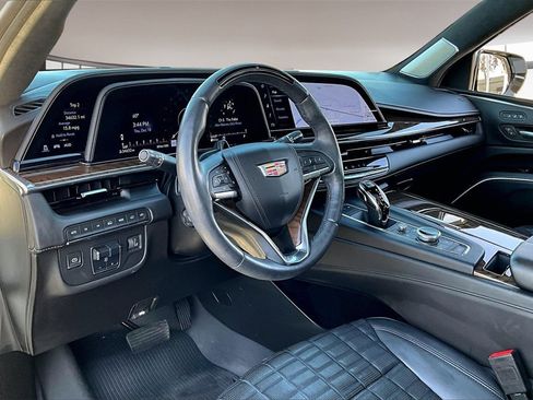 Used 2023 Cadillac Escalade Sport Platinum image 13