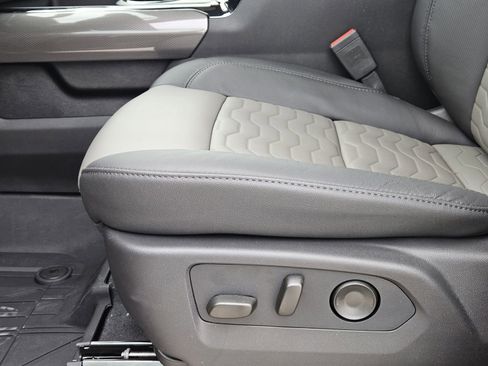 New 2026 Chevrolet Silverado 2500 ZR2 image 26